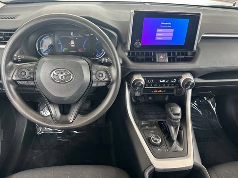 Certified 2024 Toyota RAV4 XLE w/ Convenience Package AWD/4WD image 18