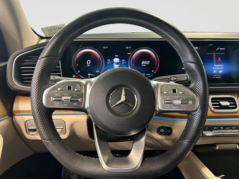Used 2023 Mercedes-Benz GLS 450 4MATIC image 16