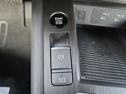New 2026 Nissan Kicks SV FWD image 28