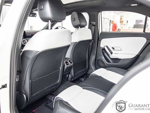 Used 2021 Mercedes-Benz A 35 AMG 4MATIC image 32