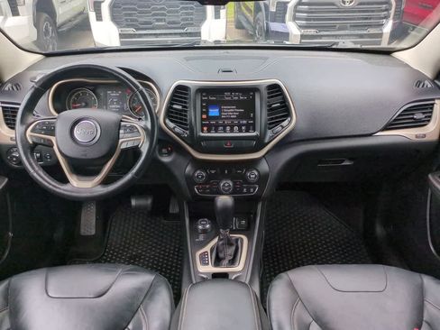 Used 2015 Jeep Cherokee Latitude w/ Comfort/Convenience Group AWD/4WD image 14