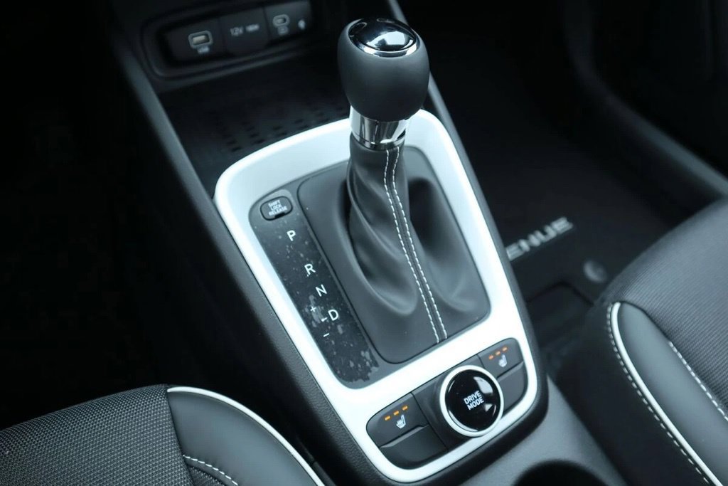 New 2026 Hyundai Venue SEL FWD image 12