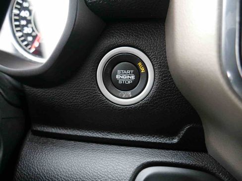 Certified 2022 RAM 2500 Laramie image 44