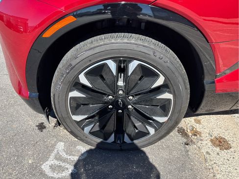 Used 2025 Chevrolet Blazer EV RS image 31