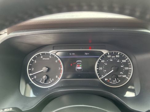 Used 2023 Nissan Rogue SL w/ SL Premium Package image 23