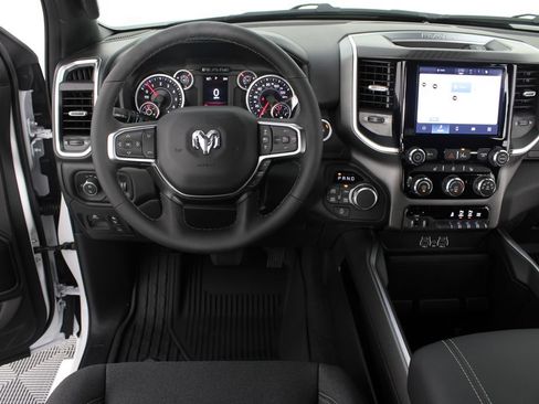 New 2026 RAM 1500 Big Horn AWD/4WD image 10