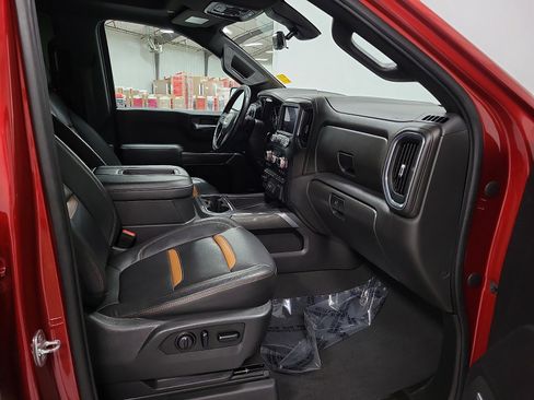Used 2021 GMC Sierra 1500 AT4 w/ Technology Package AWD/4WD image 15