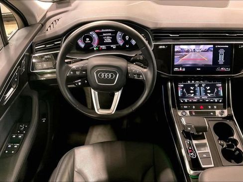 Used 2023 Audi Q7 2.0T Premium Plus w/ Premium Plus Package AWD/4WD image 5