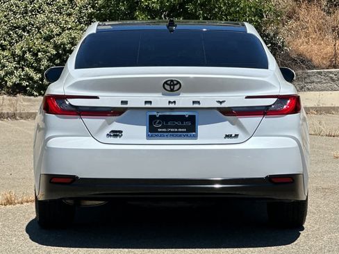 Used 2025 Toyota Camry XLE w/ Premium Package AWD/4WD image 8