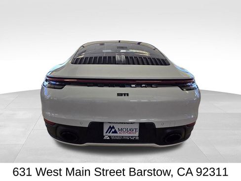 Used 2024 Porsche 911 Carrera RWD image 6