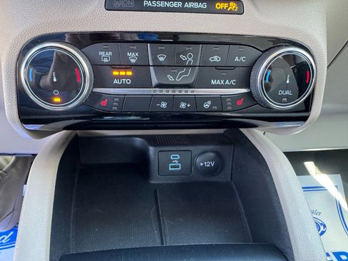 Used 2022 Ford Escape SE w/ Convenience Package image 15