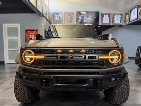 Used 2025 Ford Bronco Raptor AWD/4WD image 3