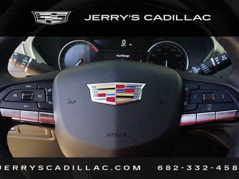 Certified 2022 Cadillac XT4 Sport w/ Comfort Package FWD image 18