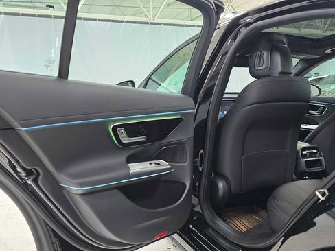 Certified 2026 Mercedes-Benz E 350 4MATIC Sedan image 15