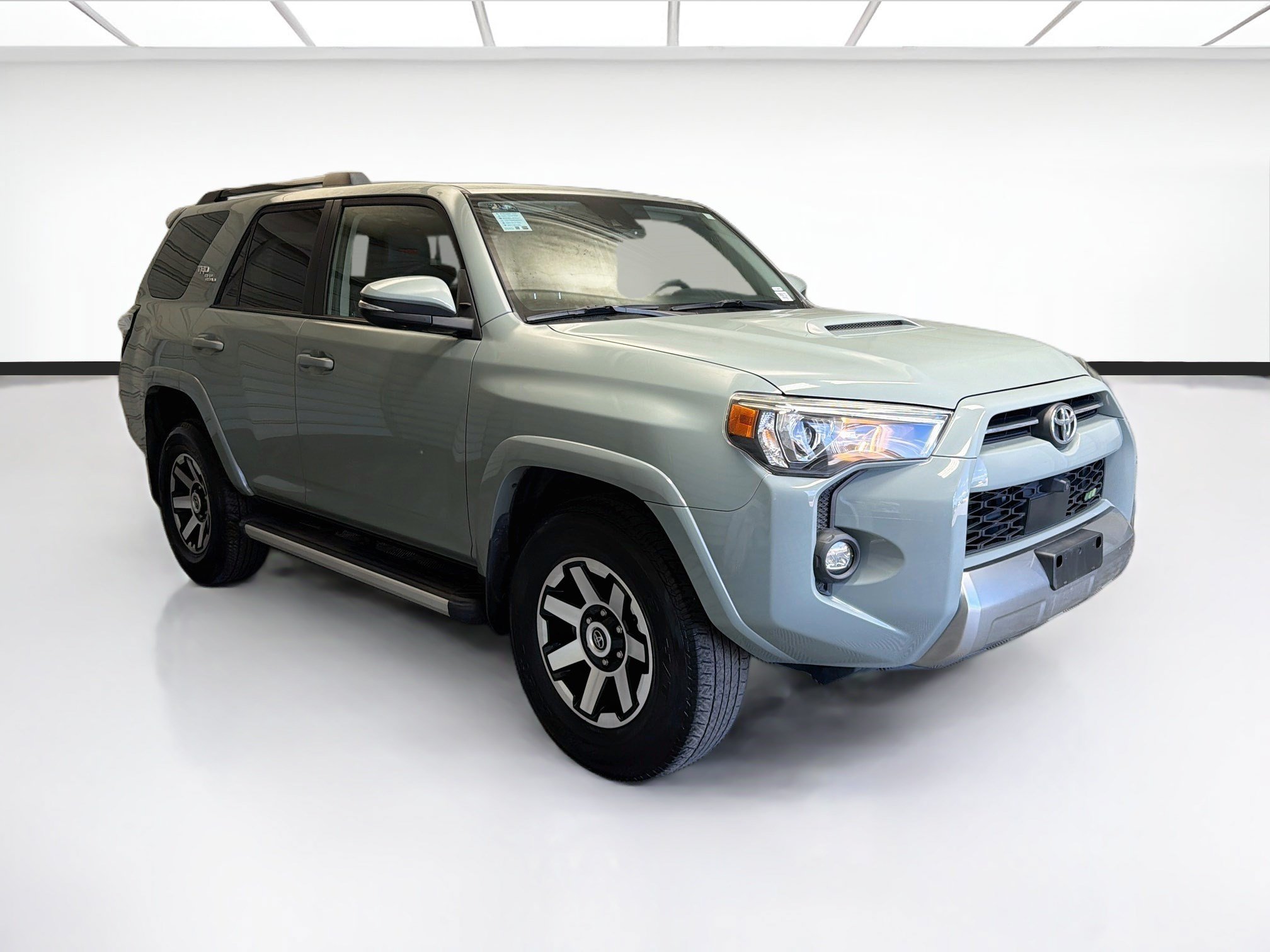Used 2022 Toyota 4Runner TRD Off-Road Premium AWD/4WD image 3