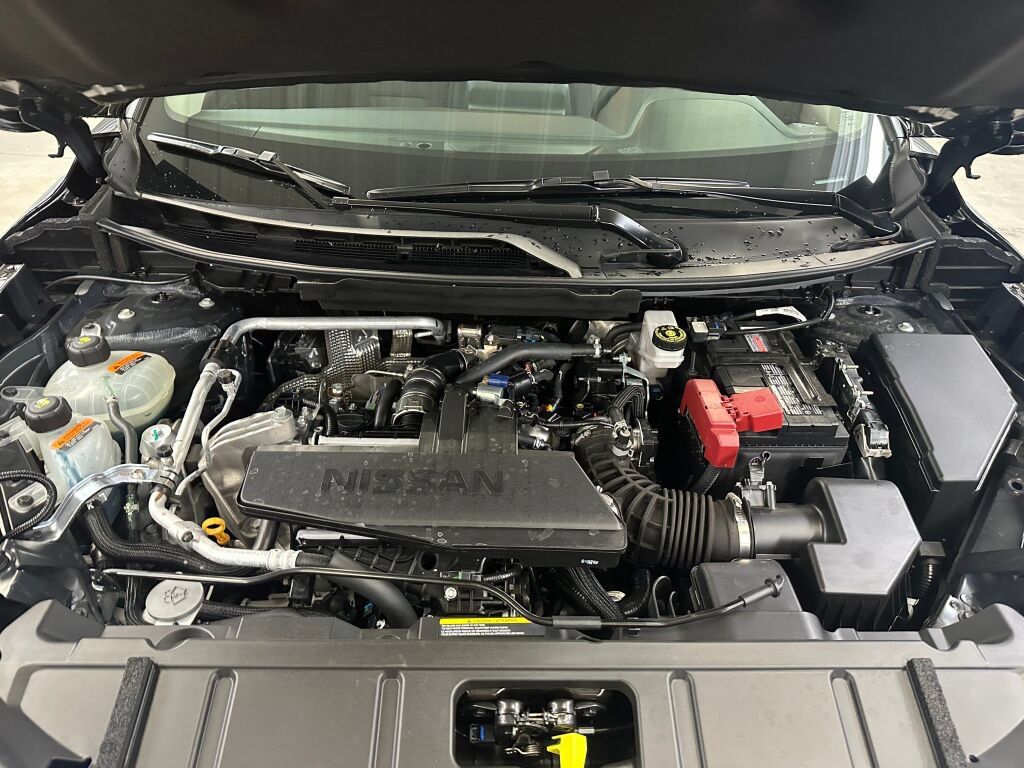 Used 2026 Nissan Rogue SV AWD/4WD image 38