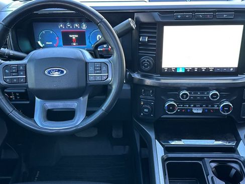 Used 2023 Ford F250 Lariat w/ Lariat Ultimate Package AWD/4WD image 14