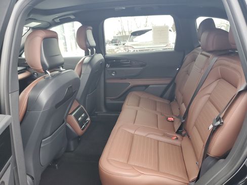 New 2026 Lincoln Nautilus Reserve w/ Jet Appearance Package image 28