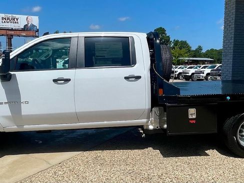 New 2025 Chevrolet Silverado 3500 W/T w/ WT Convenience Package image 4