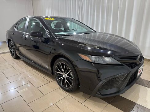 Certified 2023 Toyota Camry SE w/ Blackout Package (TMS) image 7