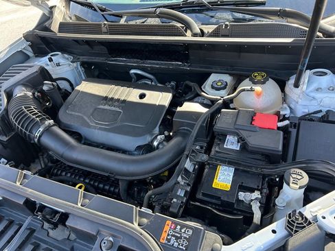 Certified 2023 GMC Acadia SLE w/ Driver Convenience Package image 62