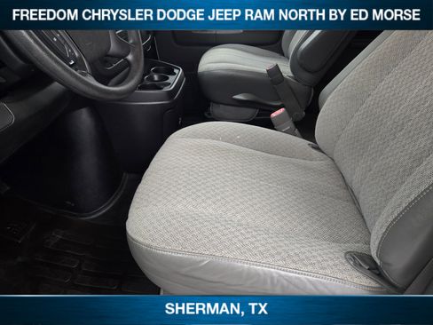 Used 2014 Chevrolet Express 2500 LT w/ LT Preferred Equipment Group image 8