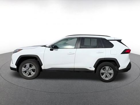 Used 2025 Toyota RAV4 LE image 8