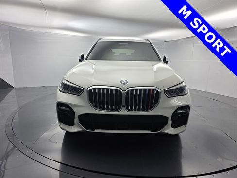 Certified 2022 BMW X5 xDrive45e w/ M Sport Package image 2