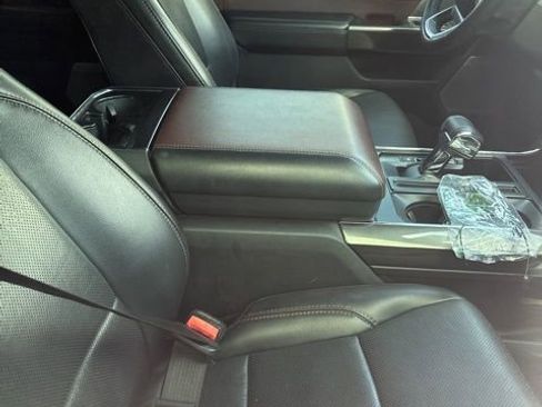 Used 2021 Ford F150 Lariat w/ Equipment Group 502A High image 11