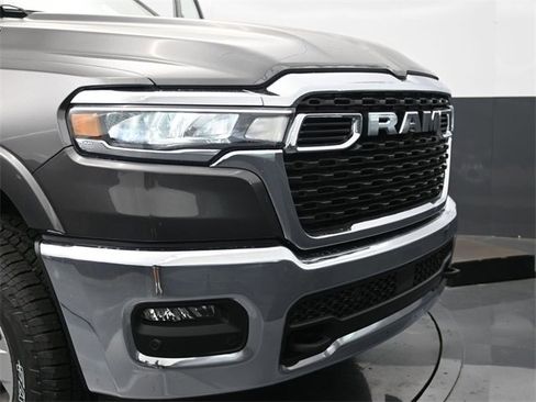 New 2026 RAM 1500 4x4 Crew Cab image 28