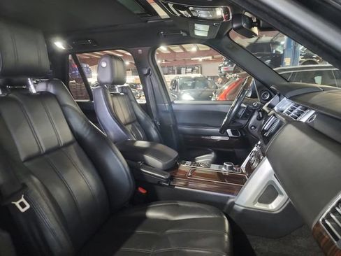 Used 2016 Land Rover Range Rover Supercharged AWD/4WD image 22
