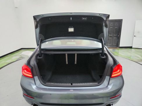 Used 2019 BMW 530i 530i w/ Convenience Package image 33