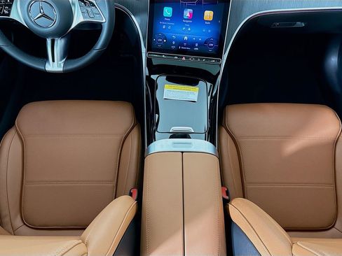 New 2026 Mercedes-Benz C 300 Sedan image 18