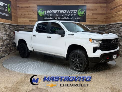 Used 2023 Chevrolet Silverado 1500 LT Trail Boss w/ Protection Package AWD/4WD image 1