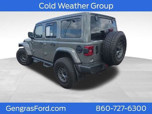 Used 2021 Jeep Wrangler Unlimited Sahara image 8
