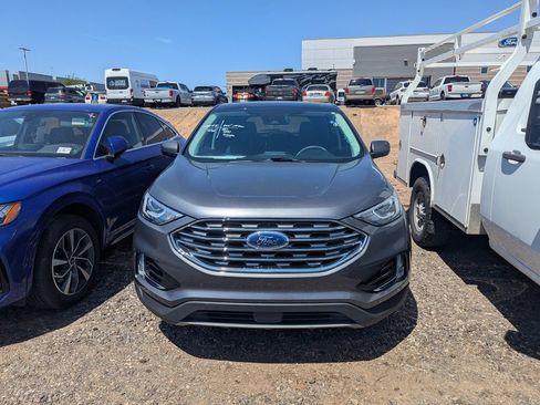 Used 2022 Ford Edge SEL w/ Convenience Package AWD/4WD image 3