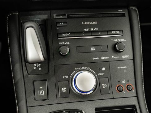 Used 2014 Lexus CT 200h FWD image 34