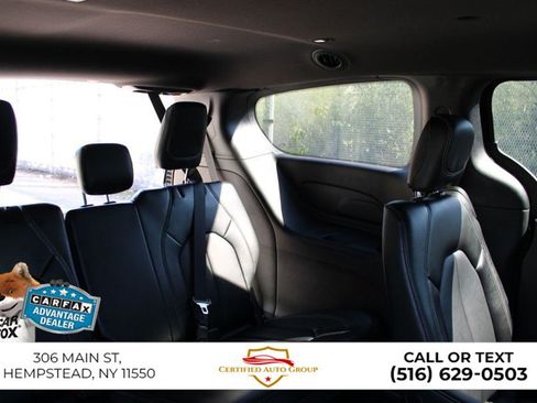 Used 2025 Chrysler Pacifica Select FWD image 25