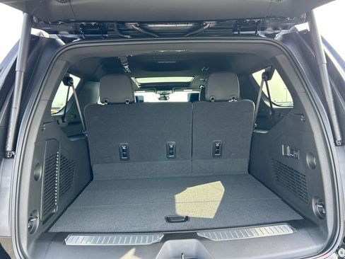New 2026 GMC Yukon XL Denali w/ Denali Reserve Package image 36