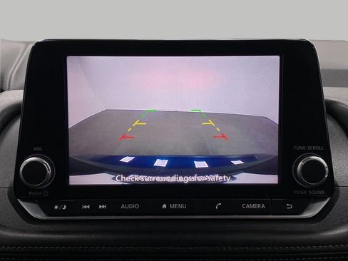 Certified 2025 Nissan Rogue SV image 23