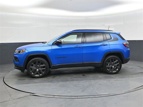 New 2026 Jeep Compass Latitude image 7