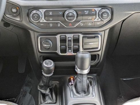 New 2026 Jeep Gladiator Sport AWD/4WD image 19