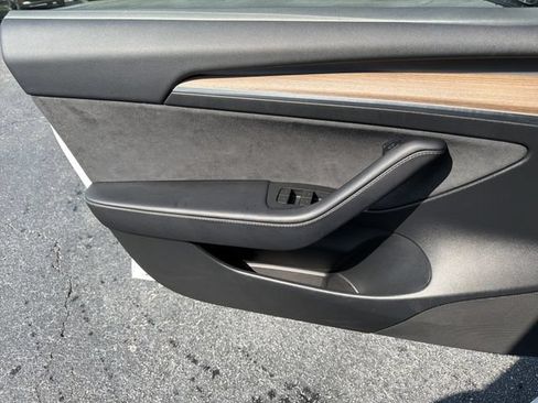 Used 2023 Tesla Model 3 Standard Range RWD image 21