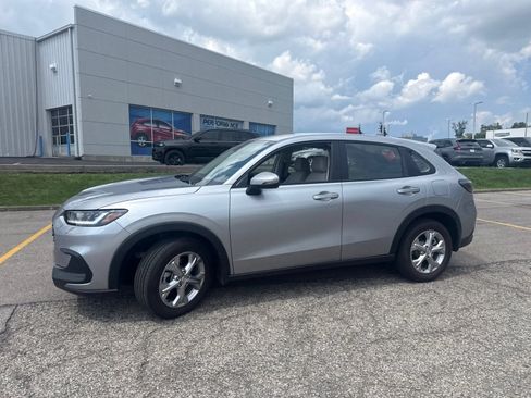 Used 2024 Honda HR-V LX image 11