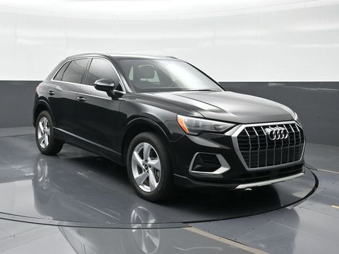 Used 2021 Audi Q3 2.0T Premium AWD/4WD image 4