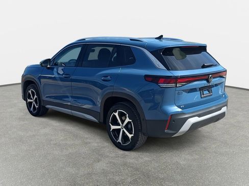 New 2026 Volkswagen Tiguan SE image 7