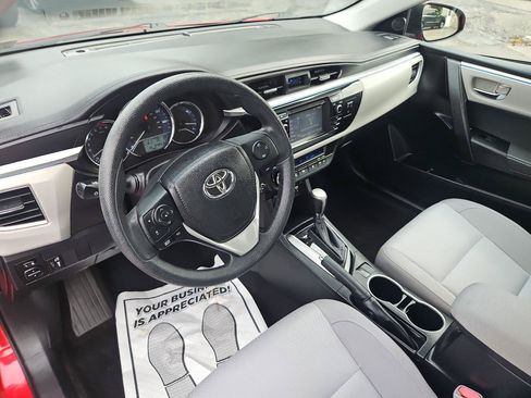 Used 2016 Toyota Corolla LE FWD image 15