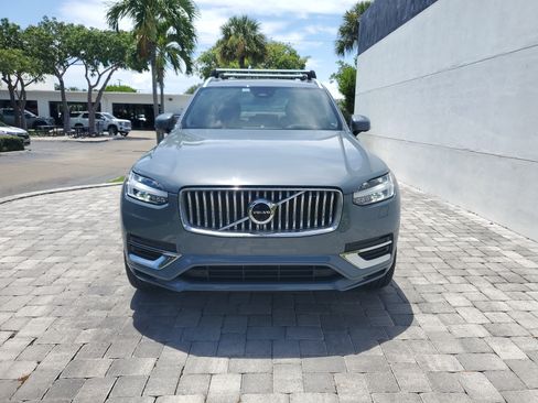 Used 2023 Volvo XC90 T8 Ultimate AWD/4WD image 2