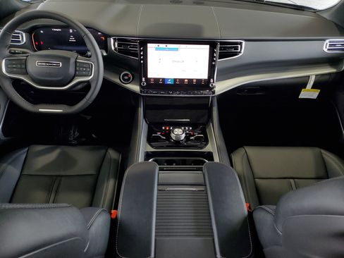 New 2026 Jeep Grand Wagoneer Limited AWD/4WD image 12