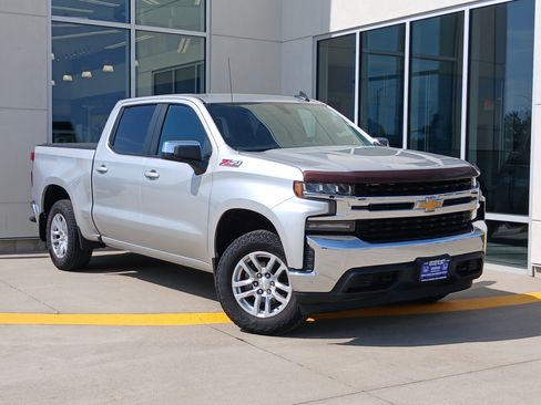 Used 2019 Chevrolet Silverado 1500 LT w/ All-Star Edition AWD/4WD image 1